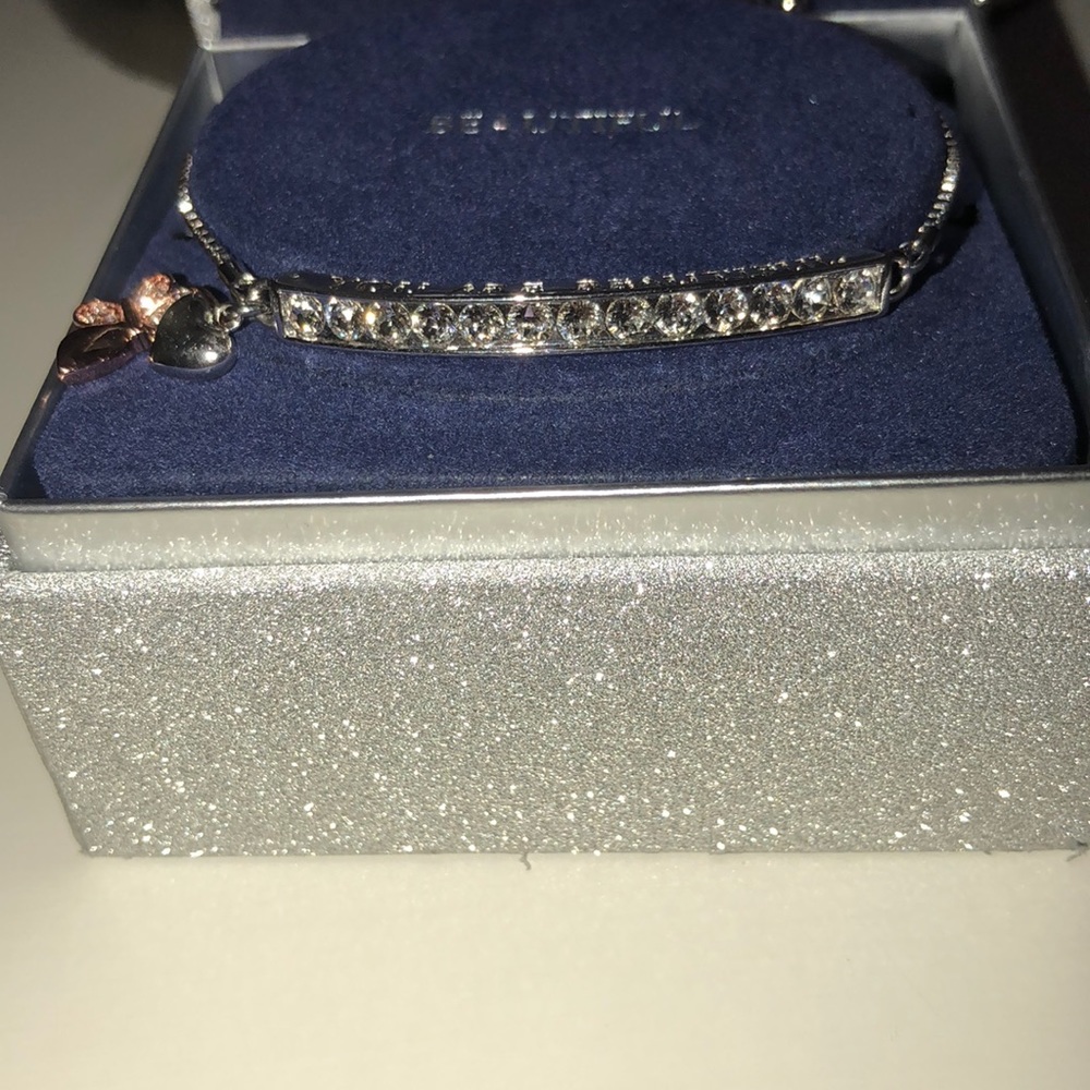 BRAND NEW Swarovski bracelet